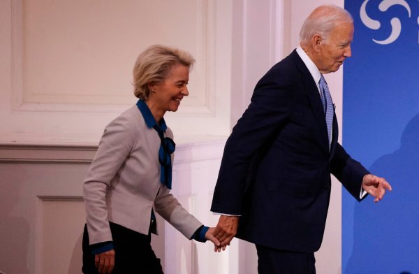 Ursula von der Leyen i Joe Biden