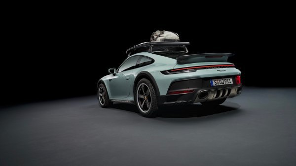 Novi Porsche 911 Dakar