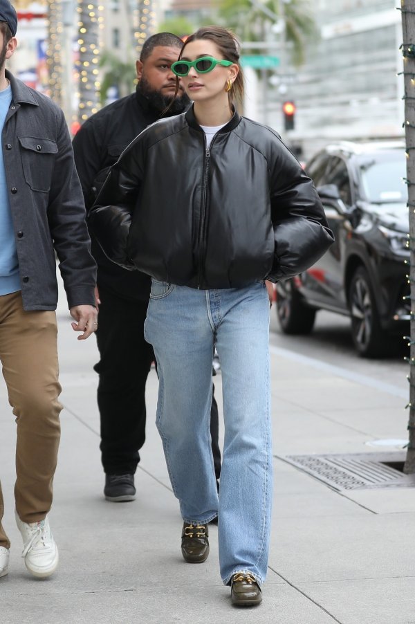 Hailey Bieber