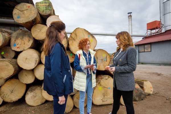 Maja i Ana u razgovoru s novinarkom tportala