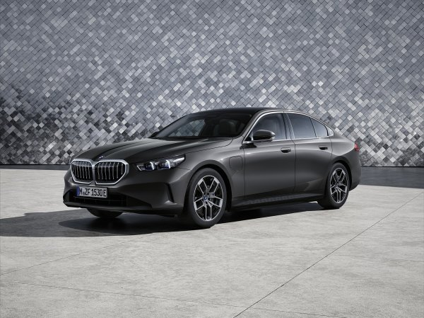 BMW 530e