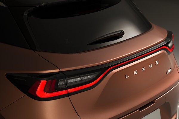 Lexus LBX