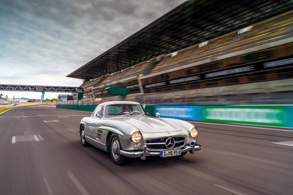 Mercedes-Benz 300 SL (W 198, 1954.-1957.)