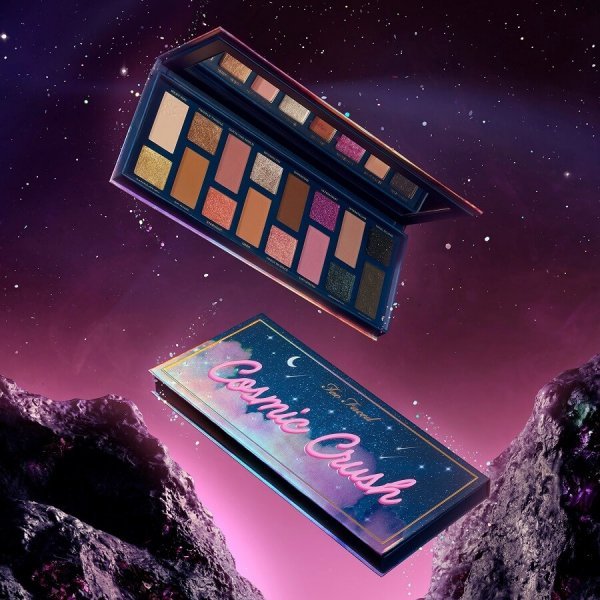 Too Faced Cosmic Crush Palette Paleta sjenila za oči, 57.19 €