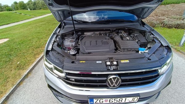 VW Tiguan Allspace 2.0 TDI DSG R-Line sa 7 mjesta