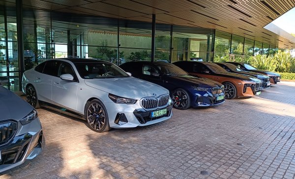 BMW 520d xDrive, BMW i5 eDrive40, BMW i5 M60 xDrive te BMW i7 M70 xDrive