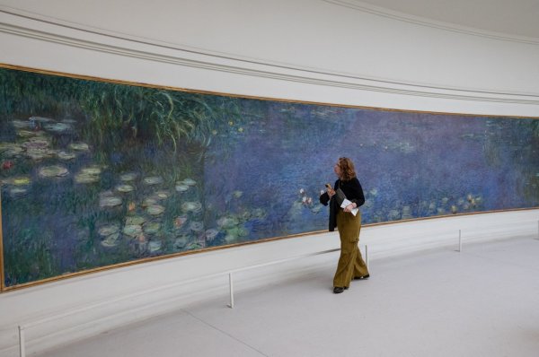Monetovi 'Lopoči' u pariškom Musée de l'Orangerie