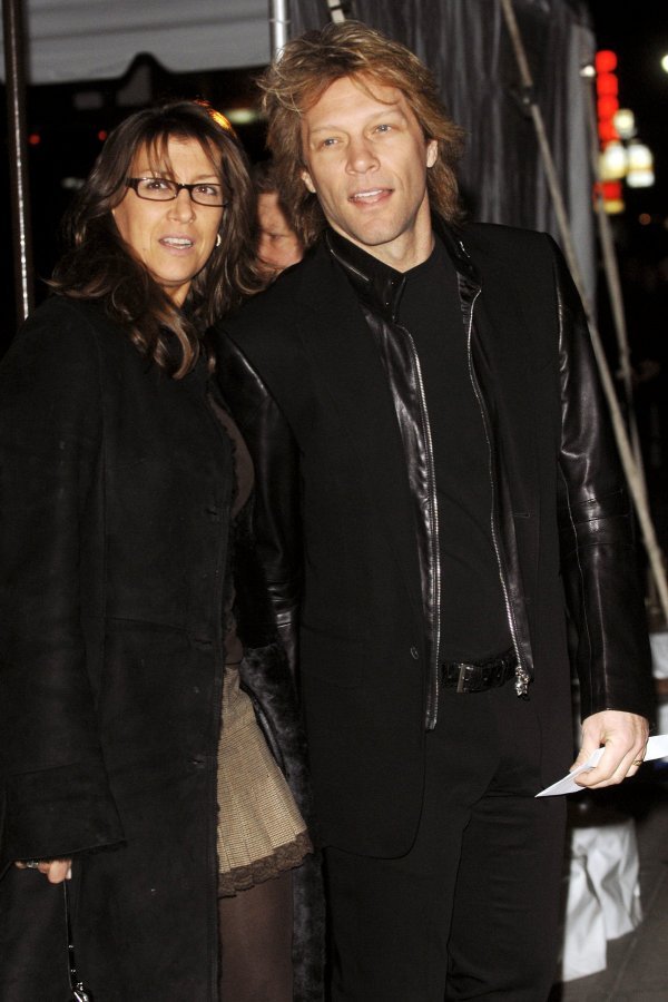 Jon Bon Jovi, Dorothea Hurley