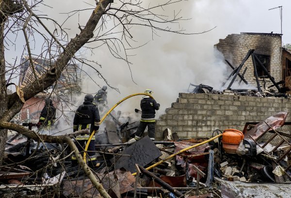 Masovno granatiranje: Pogođene ukrajinske termoelektrane, ali i ruske rafinerije