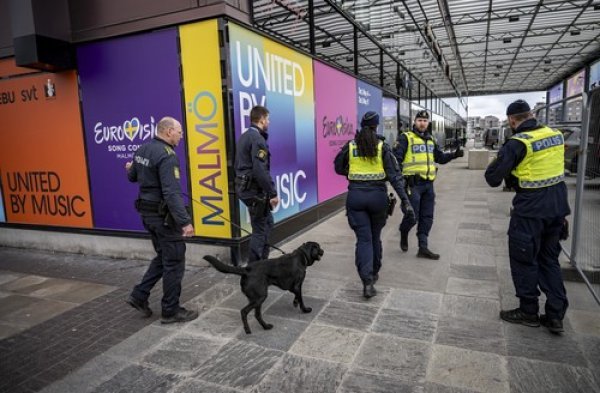 Policija dežura u Malmeu