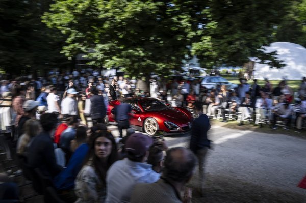 Alfa Romeo 33 Stradale osvojio nagradu 'Design Concept Award' na 'Concorso di Eleganza di Villa d'Este' 2024.