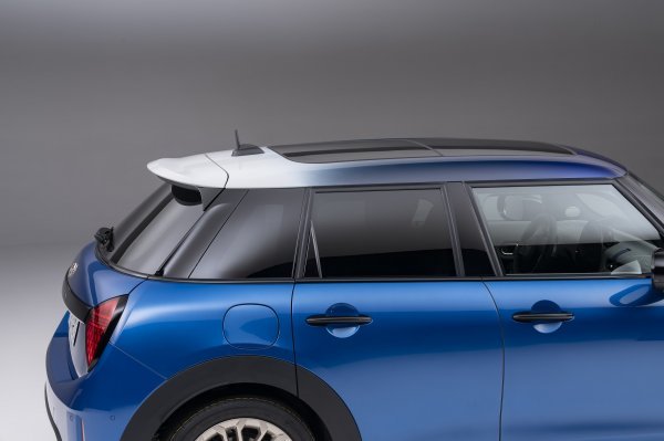 Mini Cooper S s 5 vrata