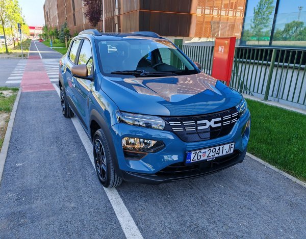 Dacia Spring Extreme Electric 65