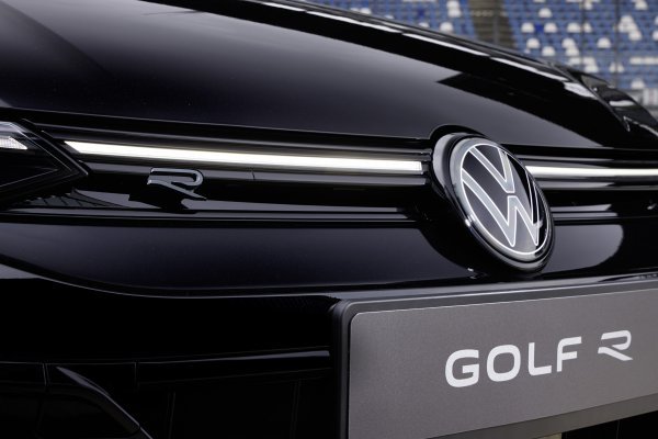 Volkswagen Golf R Black Edition