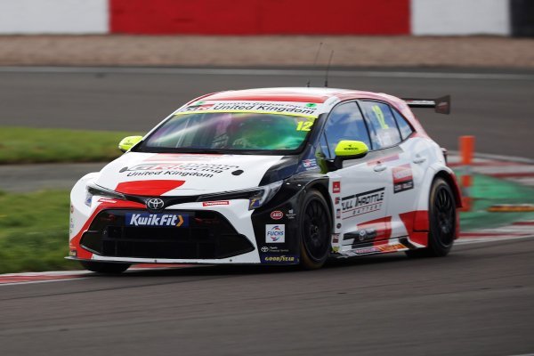 TGR-UK-ova Corolla iz British Touring Car Championshipa (BTCC)