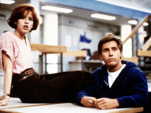 Molly Ringwald i Emilio Estevez