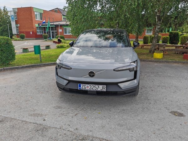 Volvo EX30 69 kWh Single engine Long Range Ultra RWD