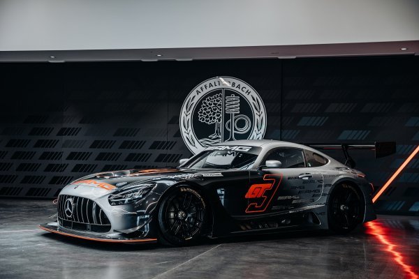 Mercedes-AMG GT3 iz 2023. - trkaći bolid