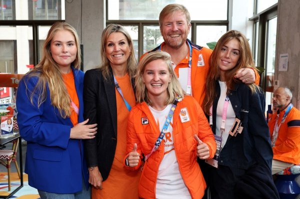 Nizozemska kraljica Maxima, princeza Amalia, princeza Alexia i kralj Willem-Alexander