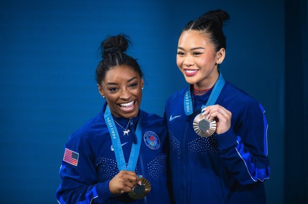 Simone Biles i Suni Lee