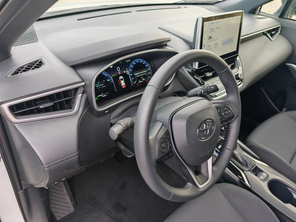 Toyota Corolla Cross Luna 2.0 Hybrid Dynamic Force