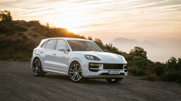 Porsche Cayenne Turbo E-Hybrid