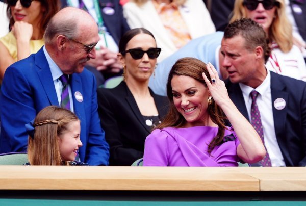 Kate Middleton na Wimbledonu sa zaručničkim prstenom