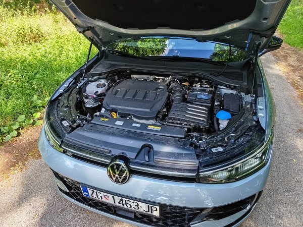 Volkswagen Passat 2.0 TDI DSG R-Line