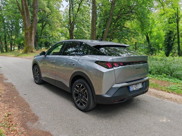 Peugeot 3008 Hybrid 136 e-DCS6 Allure