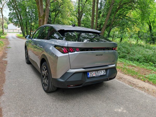 Peugeot 3008 Hybrid 136 e-DCS6 Allure