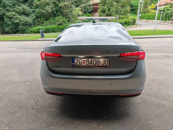 Škoda Superb L&K 2.0 TDI DSG