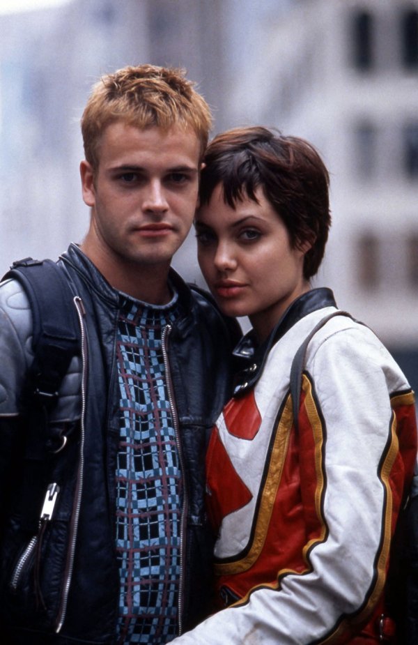 Jonny Lee Miller i Angelina Jolie