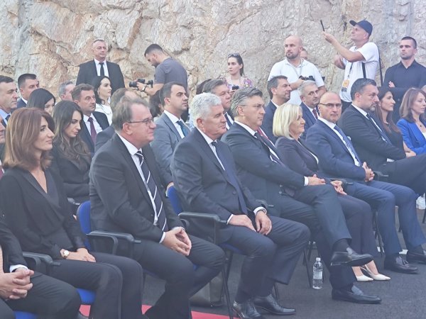 Andrijana Katić, Dragan Čović, Andrej Plenković, Borjana Krišto, Gordan Grlić Radman, Elmedin Konaković