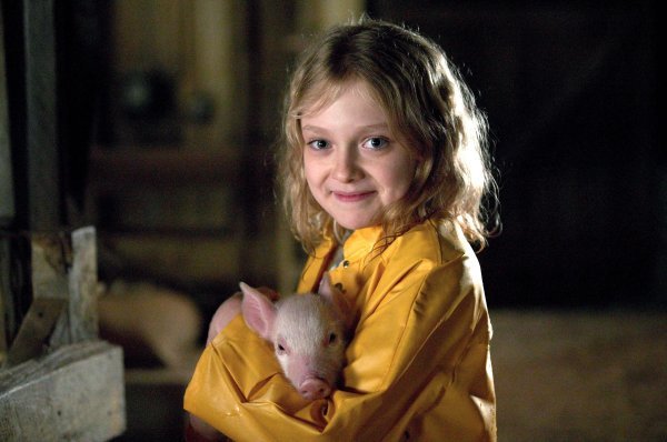 Dakota Fanning u filmu 'Charlotteina mreža' 2006. godine