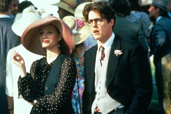 Kristin Scott Thomas i Hugh Grant u filmu 'Četiri vjenčanja i sprovod'