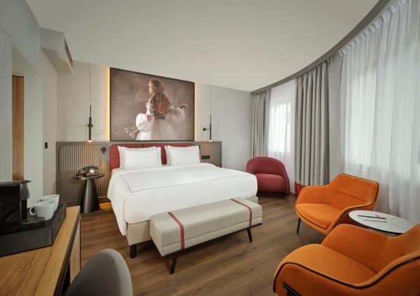 Radisson RED Berlin Kudamm