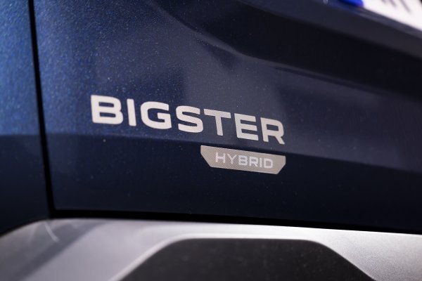 Dacia Bigster HYBRID 155 Journey (indigo plava)