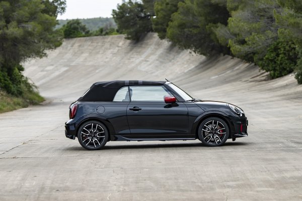 MINI John Cooper Works Convertible