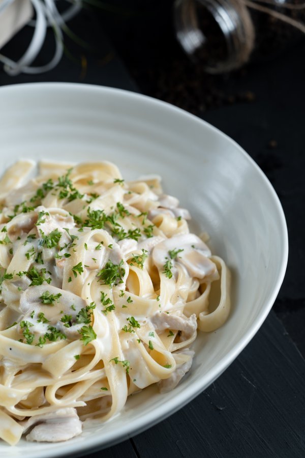 Fettuccine Alfredo