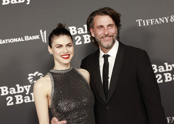 Alexandra Daddario i Andrew Form