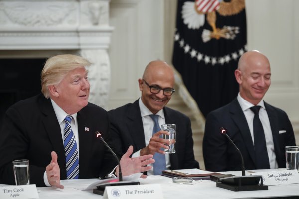 Donald Trump i Jeff Bezos