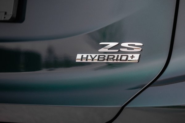 MG ZS Hybrid+