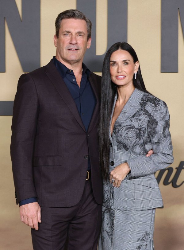 Demi Moore i Jon Hamm