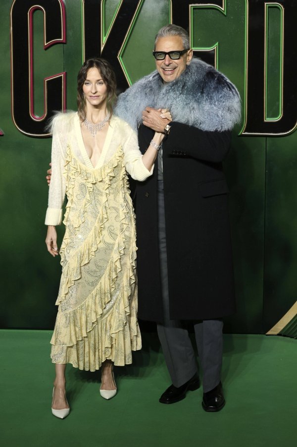 Jeff Goldblum i Emilie Livingston