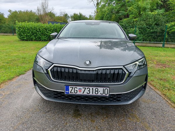 Škoda Octavia FL Selection 1.5 TSI DSG MHEV