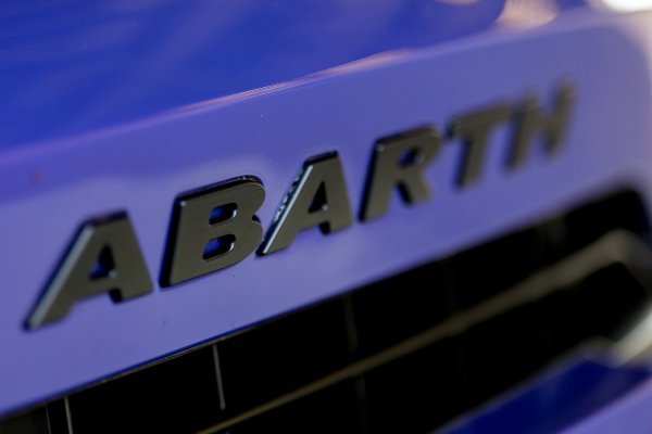 Abarth 600e