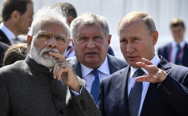 Narendra Modi i Vladimir Putin