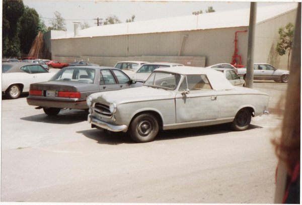 Peugeot 403 Cabriolet poručnika Kolumba