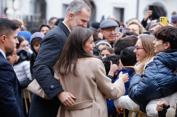 Sve je odrađeno u tajnosti: Kraljica Letizia i kralj Felipe u nenajavljenom posjetu