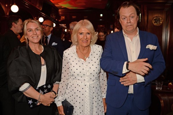 Laura Lopes, kraljica Camilla Tom Parker Bowles